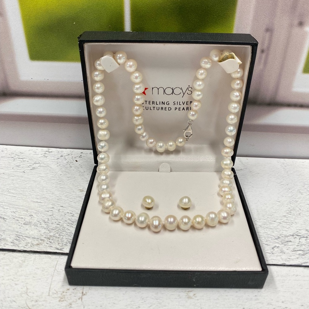 NIB Macy's Sterling Silver Cultured Freshwater Pearl Necklace & Stud Earring Set
